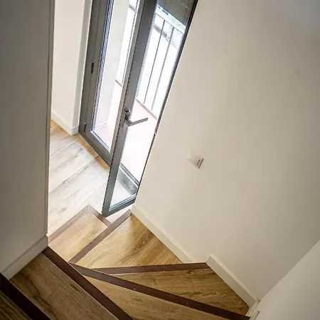 Casa Yama - Renovated House In The Center Of Berga Villa Buitenkant foto